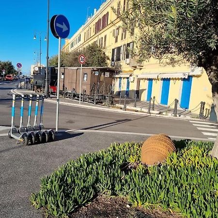 Appartamento Casa Vacanze Domus Aaron Fiumicino Esterno foto