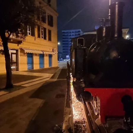 Appartamento Casa Vacanze Domus Aaron Fiumicino Esterno foto
